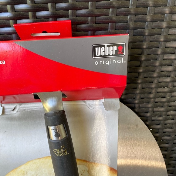 Weber Original Pizza Paddle - Picture 2 of 8